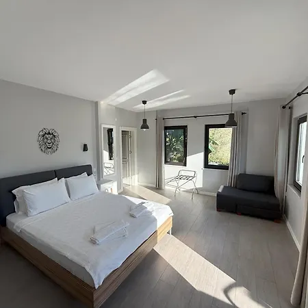 ゲストハウス Gala セリミエ